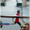 Вьетнамский болельщик бежал за автобусом "Арсенала" несколько километров