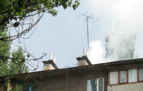 В Харькове молния вызвала пожар жилого дома