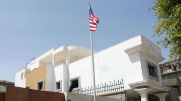 США открыли свои посольства в ряде арабских стран