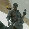 В Харькове открыли памятник Высоцкому