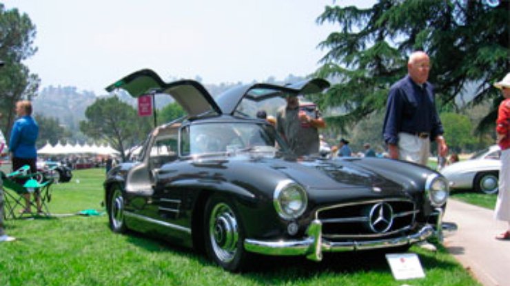 Раритетный Mercedes Gullwing продали на аукционе за 1,15 миллиона долларов
