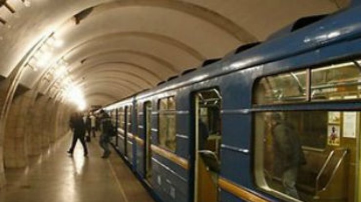 Киевское метро продлит работу на час из-за футбольного матча с Англией