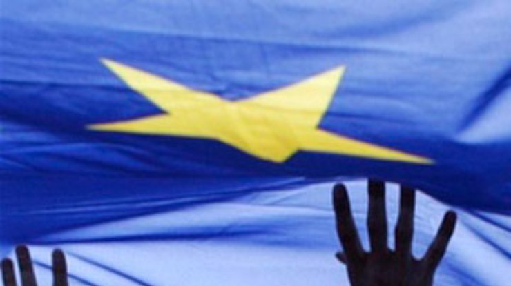 ЕС поддержал идею о передаче сирийского химоружия под международный контроль