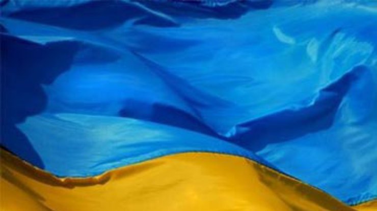 Более половины украинцев считают свою страну аутсайдером