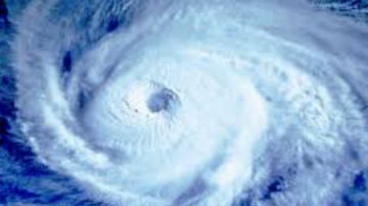 К Японии приближается тайфун: Объявлена массовая эвакуация