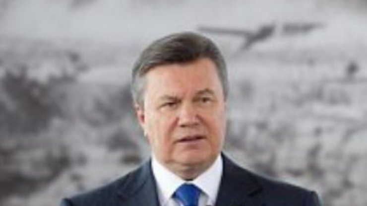 Янукович отмечает профессионализм украинских спасателей