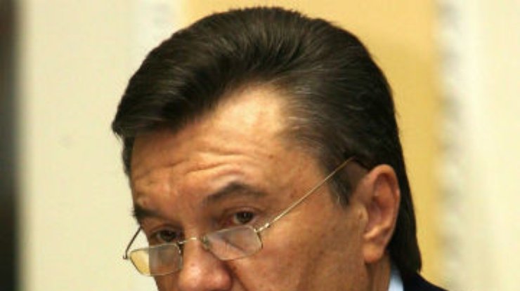 Янукович предложил инвестировать в Украину 500 миллиардов долларов