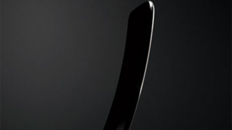 В интернете появились первые фото изогнутого смартфона LG