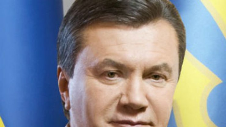 Янукович подписал указ о последнем призыве и переходе армии на контракт