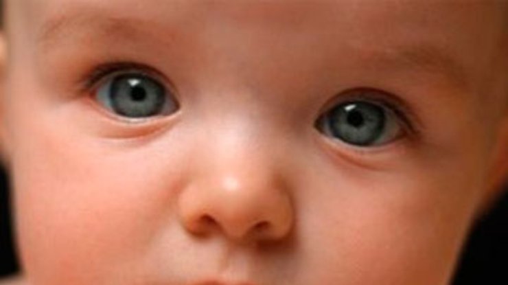 Младенцы умеют различать фальшивые и настоящие эмоции