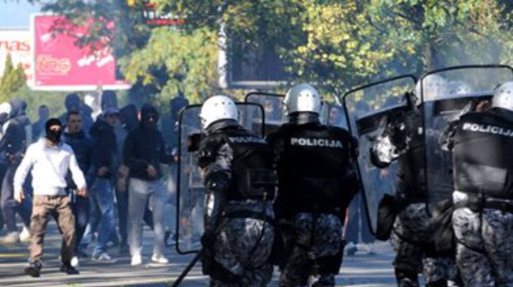 Гей-парад в Черногории закончился столкновениями с полицией