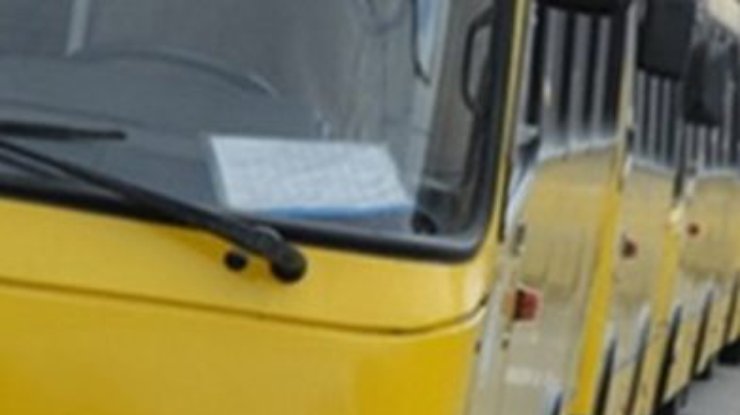 В Херсоне водитель автобуса перевозил пассажиров, находясь "под кайфом"