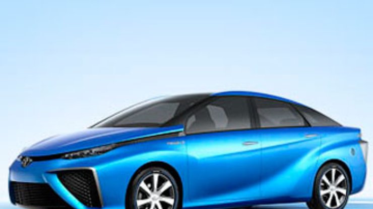 Toyota представила авто, способное проехать на баке водорода 500 километров