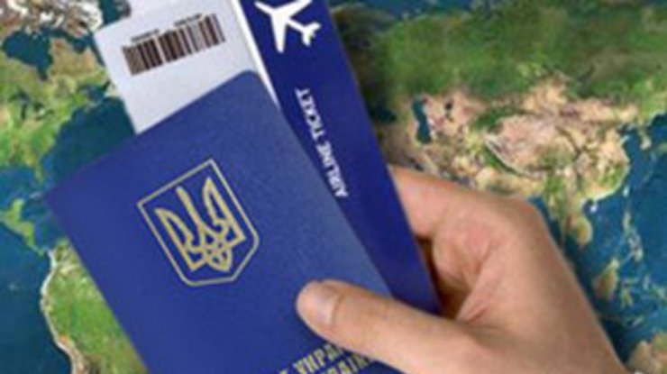 Депутаты разрешили украинцам призывного возраста свободно выезжать за границу