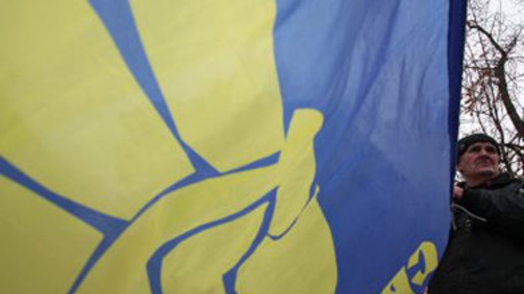 "Свобода" призывает огласить 6 ноября днем траура по погибшим на Днепре украинцам