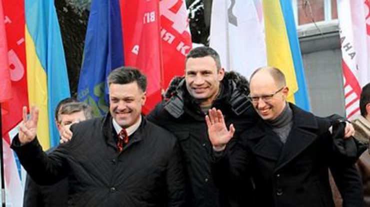 Янукович должен подписать Ассоциацию, - совместное заявление оппозиции и активистов