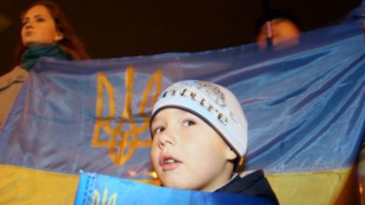 Центр Киева остановился из-за митинга на Евромайдане