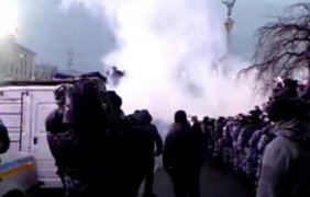 На Майдане началась драка