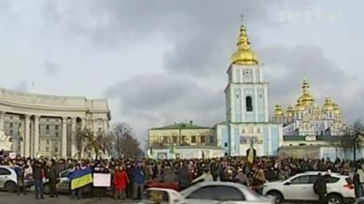 Киевские власти хотят через суд запретить акции протеста в столице