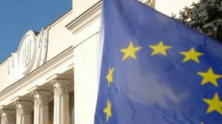 В ЕС пока не собираются вводить санкции в отношении украинских чиновников