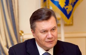 РГ: Янукович улетел на Восток