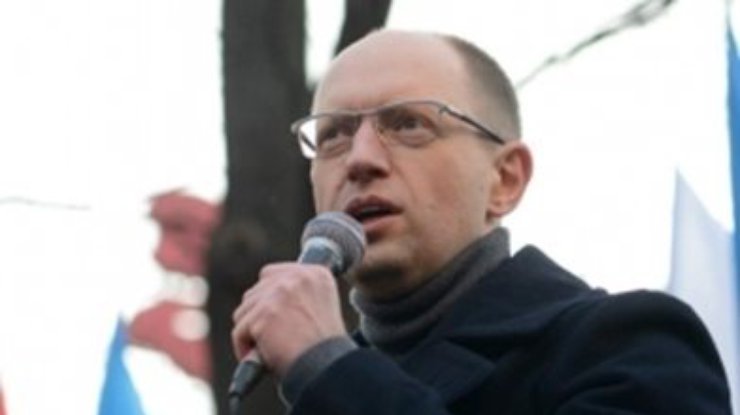 Оппозиция не будет создавать одно правительство с властью, - Яценюк