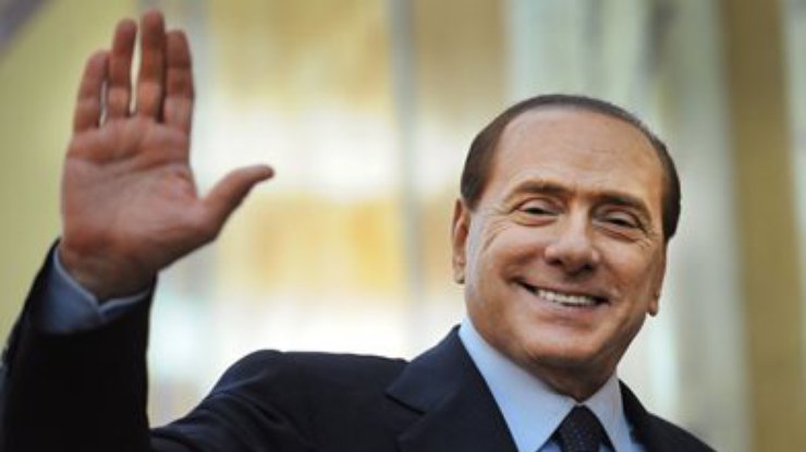 Берлускони считает, что в Италии начнется революция, если его посадят