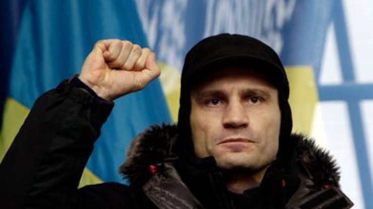 Оппозиция призвала украинцев встретить Новый год на Евромайдане