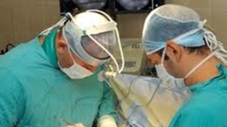 Проведена первая операция по вживлению автономного искусственного сердца