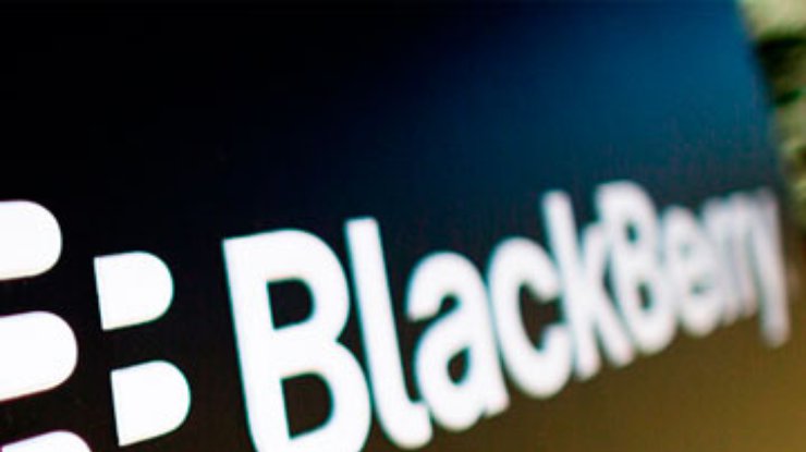 BlackBerry начнет выпускать дешевые смартфоны на заводах Foxconn