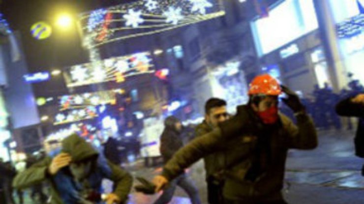 В Турции разогнаны антиправительственные демонстрации