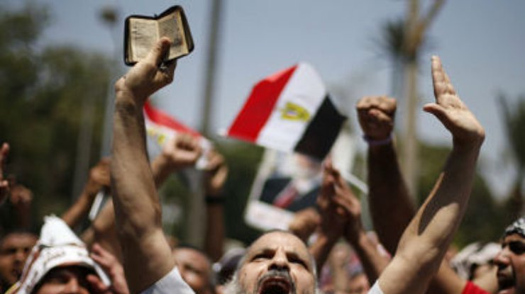 "Братья-мусульмане" подожгли Каирский университет