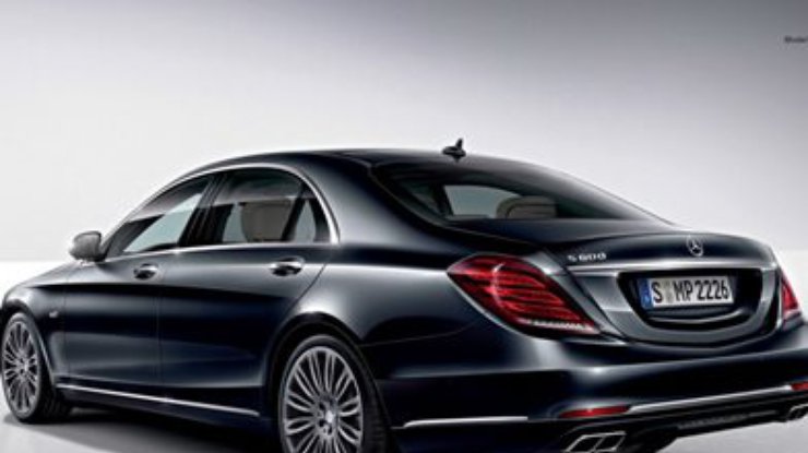 В Сеть попали фото и характеристики нового "шестисотого" Mercedes-Benz