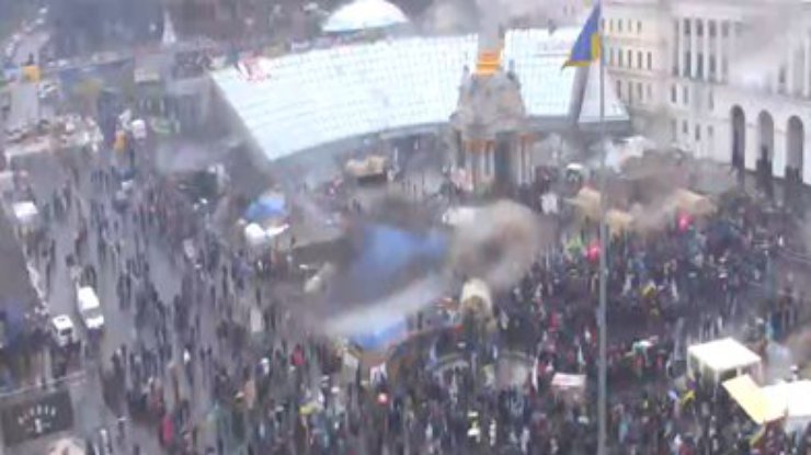 На Майдане началось Народное вече