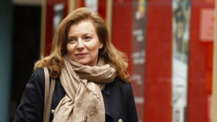 Первая леди Франции госпитализирована после слухов о любовнице президента