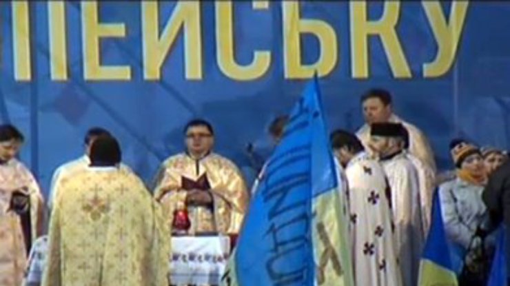 УГКЦ заявляет о давлении со стороны властей из-за богослужений на Майдане