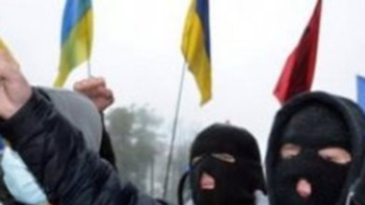 Крымские власти просят Минюст и МВД запретить ВО "Свобода"