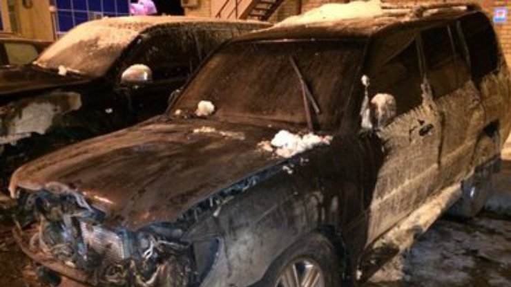 В Харькове сожгли автомобиль депутата горсовета от "Батьківщини"