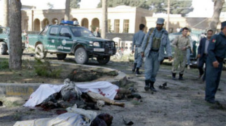 В Афганистане смертник убил четверых