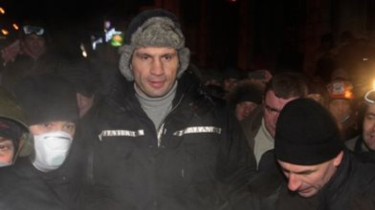 Кличко доволен, что штурм Украинского дома обошелся без кровопролития