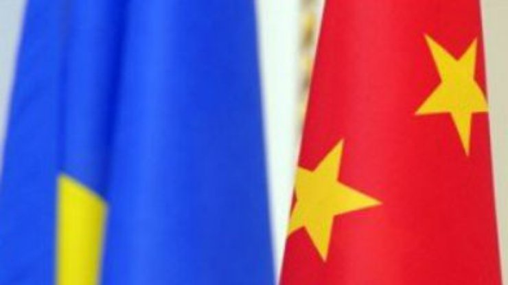 Китай наблюдает, но не вмешивается во внутренние дела Украины, – посол КНР