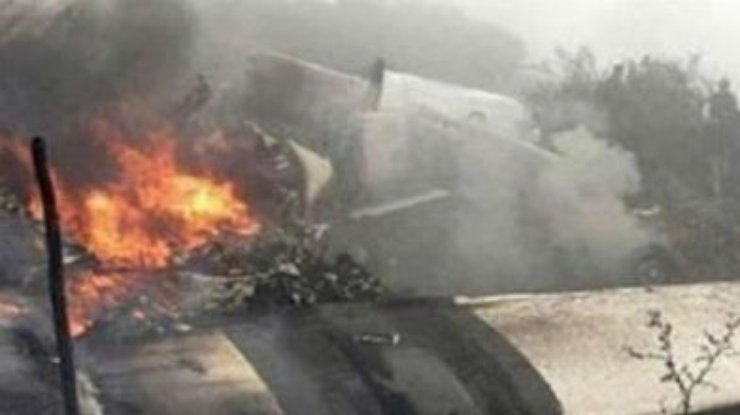 В Алжире объявили траур в связи с авиакатастрофой