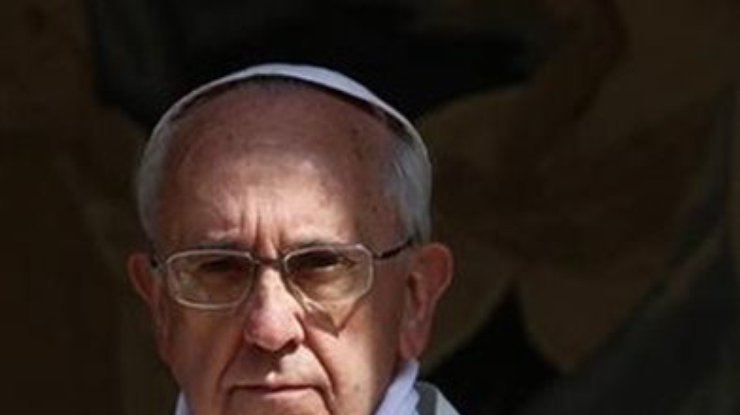 Папа римский призывает прекратить насилие в Украине