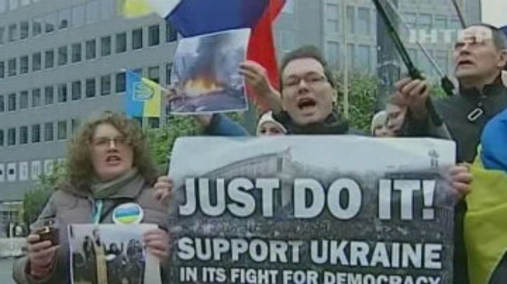 Еврочиновники собрались на заседание по поводу событий в Украине