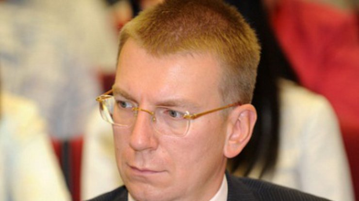 Латвия выступает за предоставление финпомощи Украине