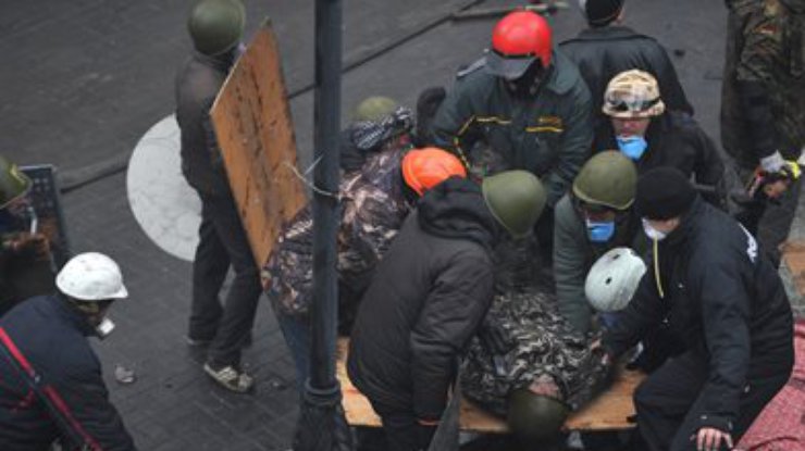 В столкновениях в центре Киева пострадало 713 человек, - МОЗ