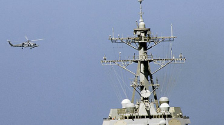 Ракетный эсминец ВМС США вошел в Черное море