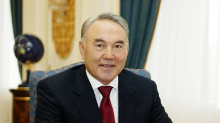 Казахстан готов внести вклад в мирное разрешение ситуации в Украине, - Назарбаев