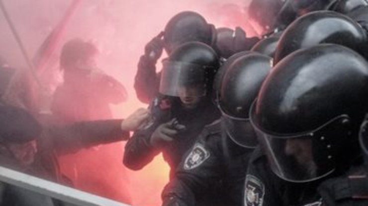 Минздрав сообщил о 105-й жертве протестов в Украине
