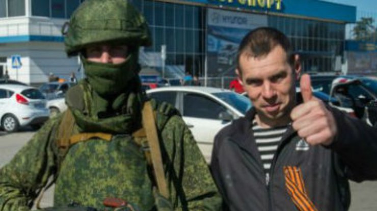 Аксенов намерен легализовать "самооборону" Крыма